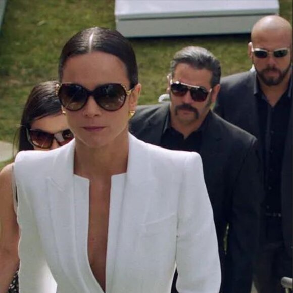 Alexander McQueen Sunglasses 4216/s main image 4